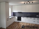 Kuchyn rohova bíla beton